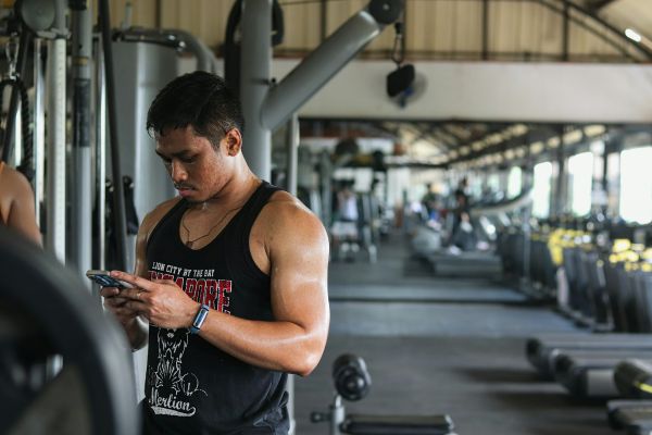 Les applications de musculation adaptées aux seniors